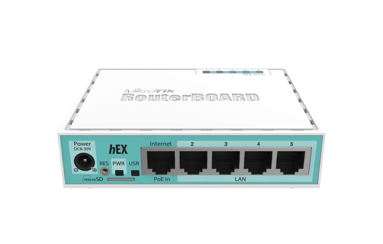 Roteador MikroTik hEX (RB750Gr3), foto oficial do fabricante